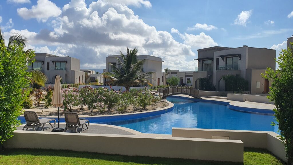 2025-05-05 06.45.01_inPixio